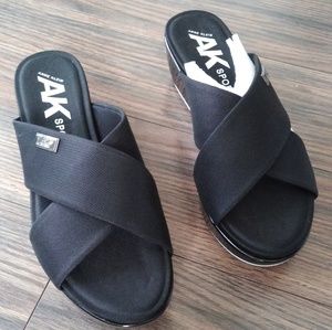 Anne Klein AK Sport Felisha Crisscross Wedge Sanda